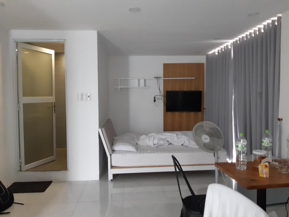 Yelo Hostel & Cafe Хошимин Екстериор снимка