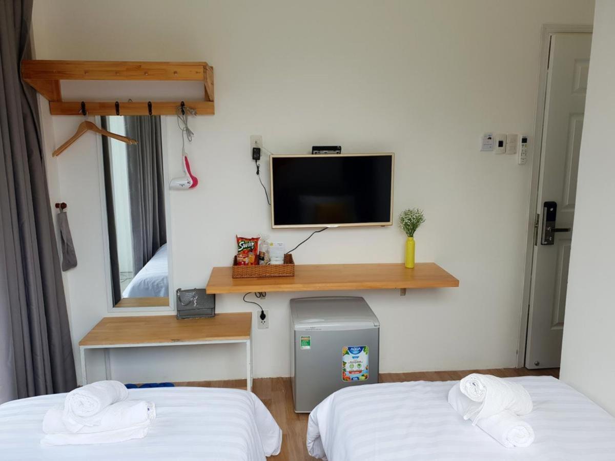 Yelo Hostel & Cafe Хошимин Екстериор снимка